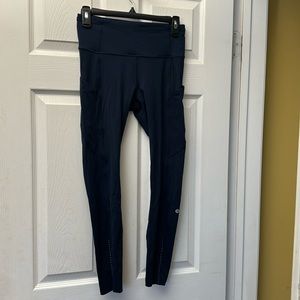 lululemon fast and free 7/8 25 inch true navy size 6 leggings